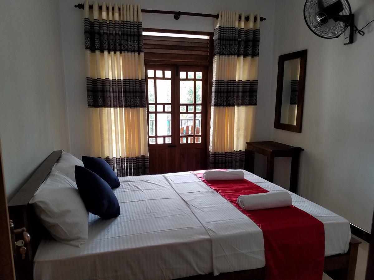 Yashumi Homestay Dambulla Exterior foto