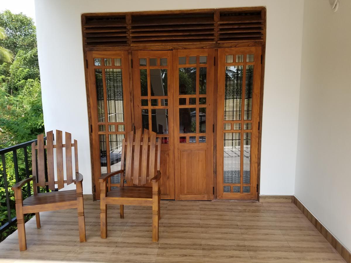 Yashumi Homestay Dambulla Exterior foto