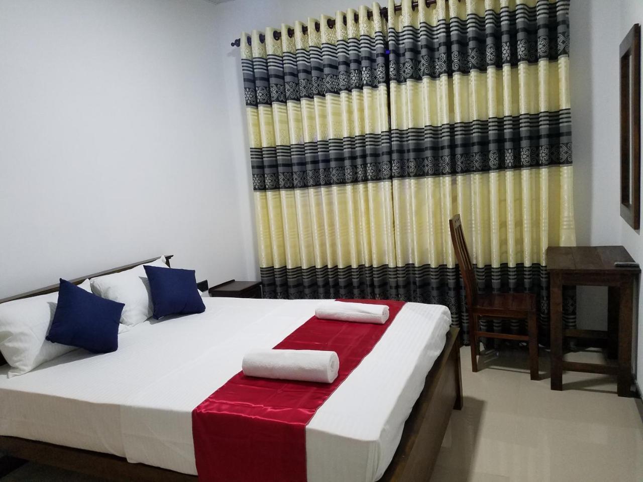 Yashumi Homestay Dambulla Exterior foto